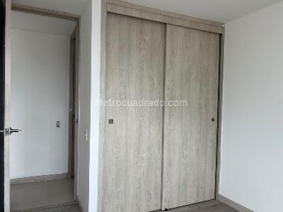 Apartamento de 3 alcobas en arriendo en La Paz, Medellín, 87 m² · foto 12 de 16