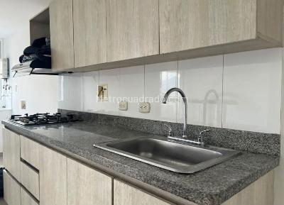 Apartamento de 3 alcobas en arriendo en La Paz, Medellín, 87 m² · foto 5 de 16