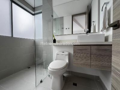 Apartamento de 3 alcobas en arriendo en El Poblado, Medellín, 110 m² · foto 16 de 16