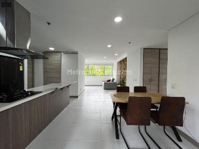 Apartamento de 3 alcobas en arriendo en El Poblado, Medellín, 110 m² · foto 5 de 16