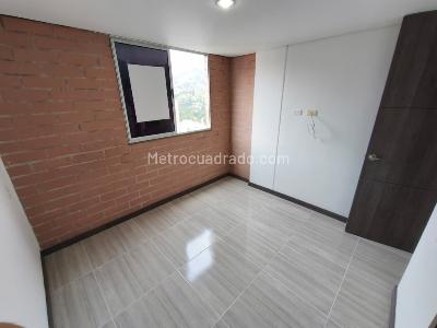 Apartamento de 3 alcobas en venta en Aves Maria, Sabaneta, 70 m² · foto 5 de 12