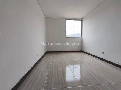 Apartamento de 3 alcobas en venta en Aves Maria, Sabaneta, 70 m² · foto 7 de 12