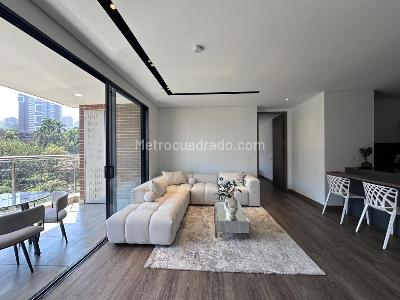 Apartamento en arriendo en El Poblado, Medellín · foto 3 de 19