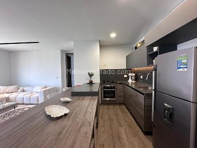 Apartamento en arriendo en El Poblado, Medellín · foto 7 de 19