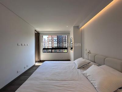 Apartamento en arriendo en El Poblado, Medellín · foto 10 de 19