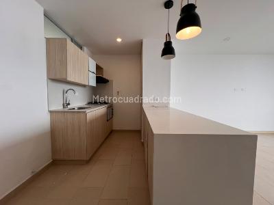 Apartamento de 1 alcoba en arriendo en El Poblado, Medellín, 63 m² · foto 4 de 14