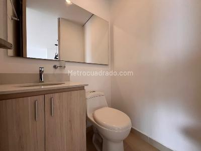 Apartamento de 1 alcoba en arriendo en El Poblado, Medellín, 63 m² · foto 9 de 14