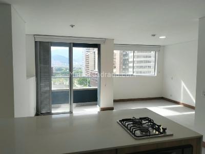 Apartamento de 1 alcoba en arriendo en El Poblado, Medellín, 42 m² · foto 2 de 13