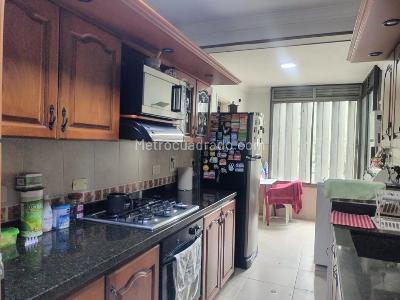Apartamento de 3 alcobas en venta en Zona 2, Envigado, 116 m² · foto 5 de 15