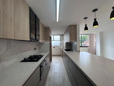 Apartamento de 3 alcobas en venta en El Poblado, Medellín, 86 m² · foto 6 de 18