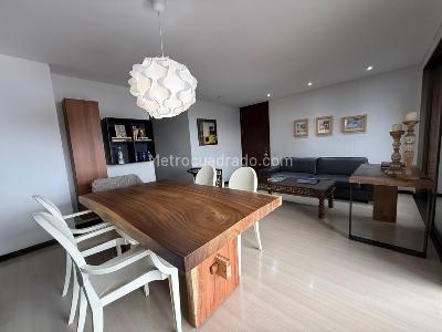 Apartamento de 2 alcobas en arriendo en El Poblado, Medellín, 105 m² · foto 4 de 10