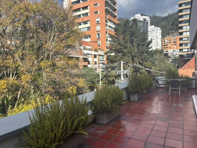 Piso – Bogotá, El Nogal - Vista 3