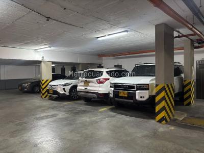 Apartamento de 3 alcobas en venta en Chico Norte, Bogotá, 109 m² · foto 19 de 20
