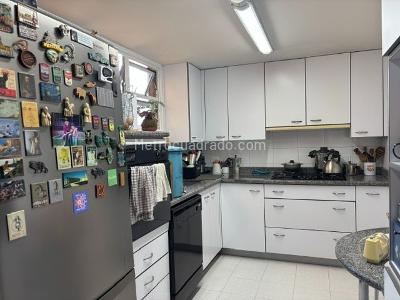 Apartamento de 3 alcobas en venta en El Nogal, Bogotá, 160 m² · foto 6 de 20