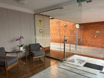 Apartamento de 3 alcobas en venta en El Nogal, Bogotá, 160 m² · foto 18 de 20