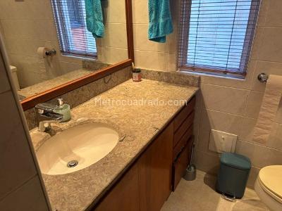 Apartamento de 3 alcobas en venta en El Nogal, Bogotá, 160 m² · foto 15 de 20