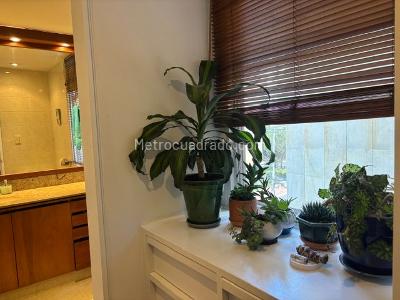 Apartamento de 3 alcobas en venta en El Nogal, Bogotá, 160 m² · foto 16 de 20