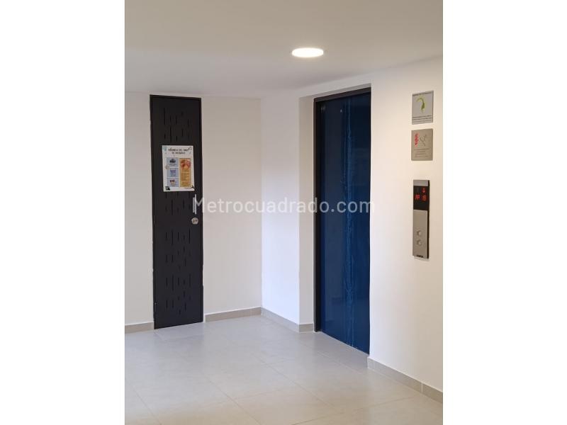 Charming 3BR Apartment in Ciudad Del Río - 2