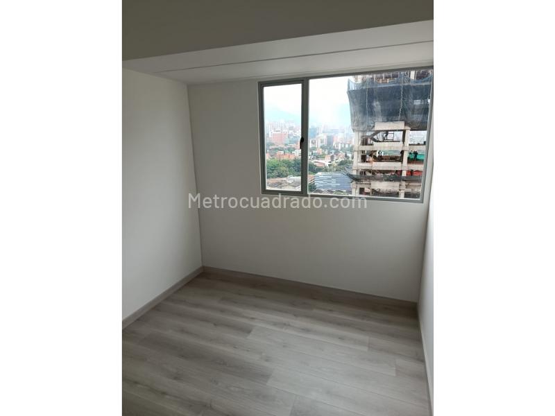 Charming 3BR Apartment in Ciudad Del Río - 9