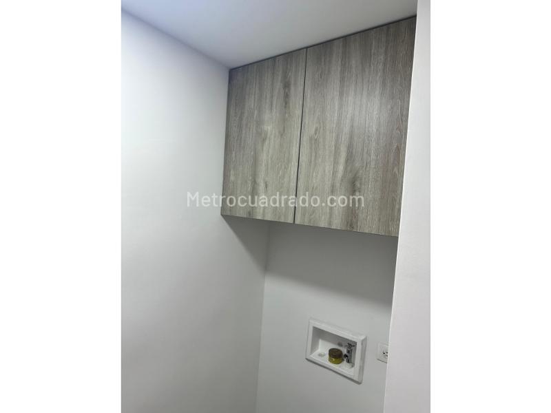 Apartamento nuevo de 3 habitaciones con balcón y vista en Fabricato - 7