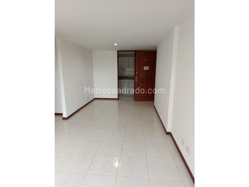 Charming 4BR Apartment with Panoramic View in El Poblado - 5