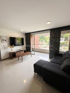 Apartamento de 3 alcobas en venta en El Chingui, Envigado, 89 m² · foto 4 de 9