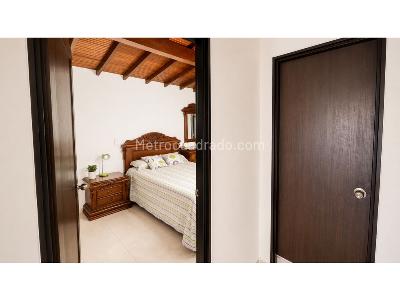 Apartamento de 3 alcobas en venta en Belen Miravalle, Medellín, 120 m² · foto 16 de 20