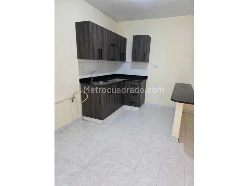 Casa en Arriendo, Los Naranjos, Itagui - 3