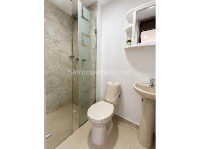 Apartamento de 2 alcobas en venta en Cabañas, Bello, 50 m² · foto 7 de 7