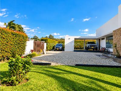 Casa de 5 alcobas en venta en Llano Grande, Rionegro, 1550 m² · foto 13 de 20