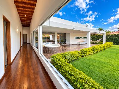 Casa de 5 alcobas en venta en Llano Grande, Rionegro, 1550 m² · foto 6 de 20
