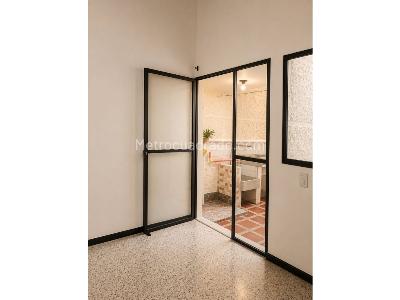 Casa de 3 alcobas en venta en La Floresta, Medellín, 93 m² · foto 16 de 20