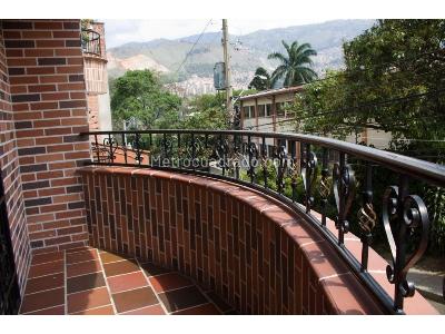 Apartamento de 4 alcobas en venta en Cabañas, Bello, 126 m² · foto 4 de 15