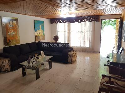 Casa de 3 alcobas en venta en San Pedro Alejandrino, Santa Marta, 458 m² · foto 5 de 10