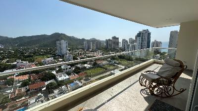 Apartamento de 3 alcobas en venta en Villa Del Prado, Santa Marta, 188 m² · foto 3 de 10