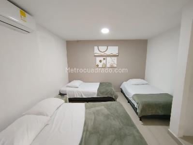 Casa de 5 alcobas en arriendo en Rodadero, Santa Marta, 546 m² · foto 2 de 16