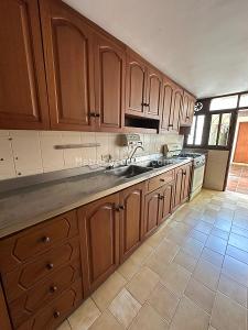 Casa de 4 alcobas en arriendo en Bavaria, Santa Marta, 262 m² · foto 11 de 20
