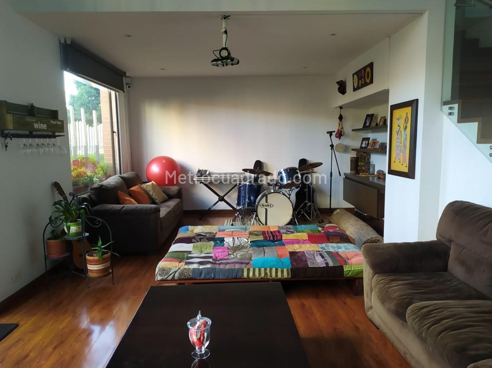 Apartamento en Arriendo  Salitre