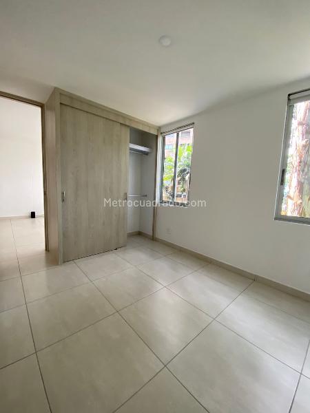 Bright 2BR Apartment with Smart Lock in Las Gomitas - 4