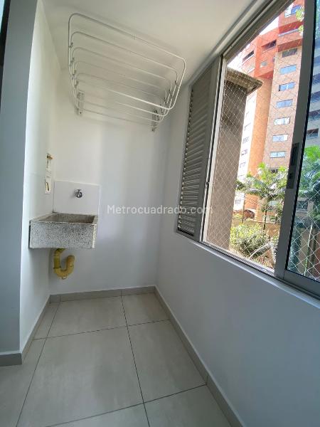 Bright 2BR Apartment with Smart Lock in Las Gomitas - 5