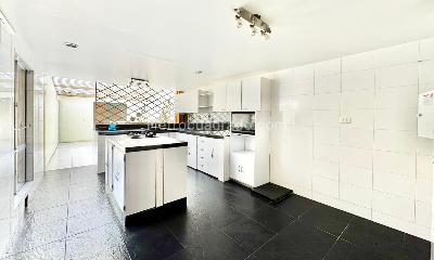 Casa de 5 alcobas en venta en Colina Campestre, Bogotá, 278 m² · foto 18 de 20