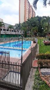Apartamento de 3 alcobas en venta en Los Colores, Medellín, 72 m² · foto 12 de 13