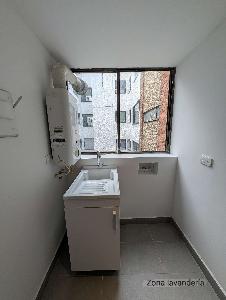 Apartamento de 3 alcobas en arriendo en Cedro Golf, Bogotá, 103 m² · foto 6 de 16