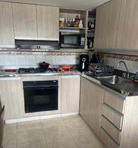 Apartamento de 3 alcobas en venta en El Golf, Barranquilla, 168 m² · foto 3 de 5