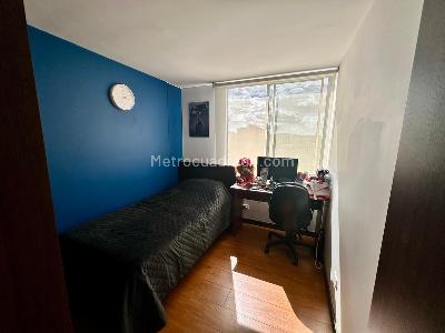 Apartamento de 3 alcobas en venta en Santa Teresa, Bogotá, 94 m² · foto 4 de 19