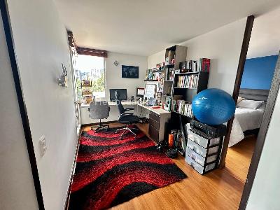 Apartamento de 3 alcobas en venta en Santa Teresa, Bogotá, 94 m² · foto 7 de 19