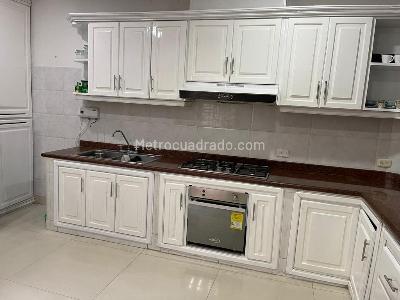 Casa de 4 alcobas en venta en La Concepcion, Barranquilla, 276 m² · foto 9 de 17