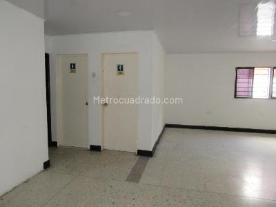 Casa de 4 alcobas en arriendo en San Vicente, Barranquilla, 291 m² · foto 4 de 9