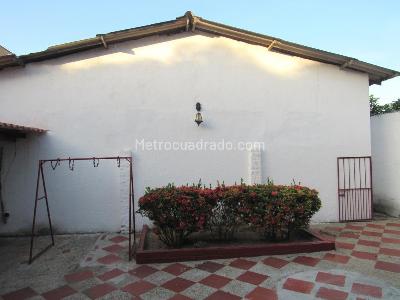 Casa de 4 alcobas en venta en La Concepcion, Barranquilla, 400 m² · foto 8 de 10