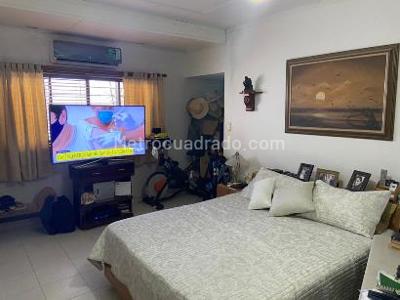 Casa de 4 alcobas en venta en El Prado, Barranquilla, 380 m² · foto 6 de 10